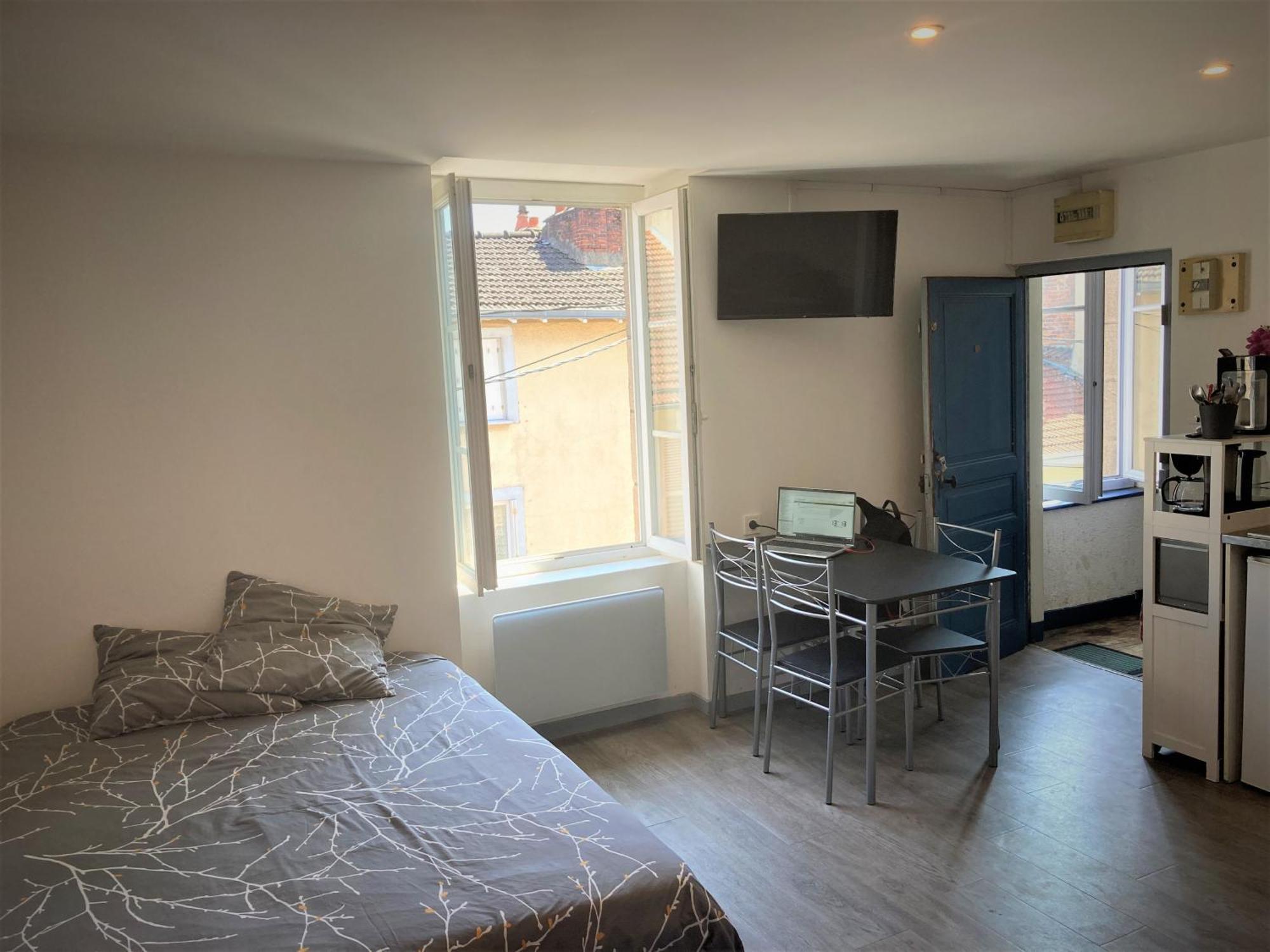 Double 11 Avec Wifi Apartamento *